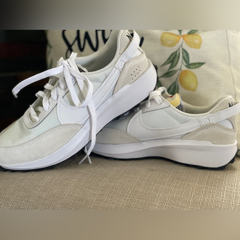 Women’s Nike Waffle Debut Sneakers